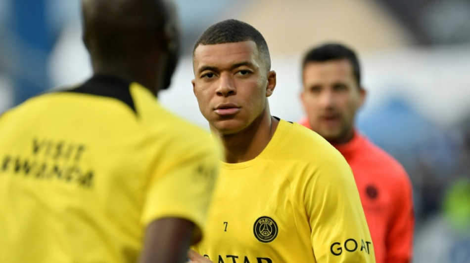 Ligue 1: l'avenir de Mbappé au PSG toujours plus incertain