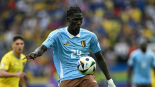 Villa seal swoop for Everton midfielder Onana