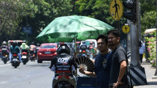 'So hot you can't breathe': Extreme heat hits the Philippines