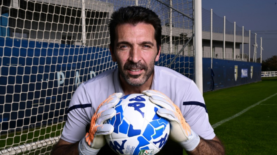 Foot: Gianluigi Buffon met officiellement un terme à sa carrière à 45 ans