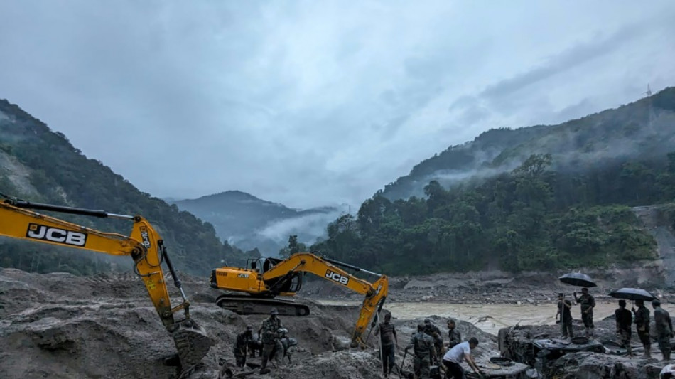 India flood toll hits 40 as army plots airlift rescues