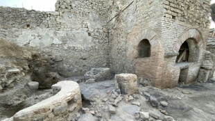 Descubren una "panadería" donde trabajaban esclavos en las ruinas de Pompeya 