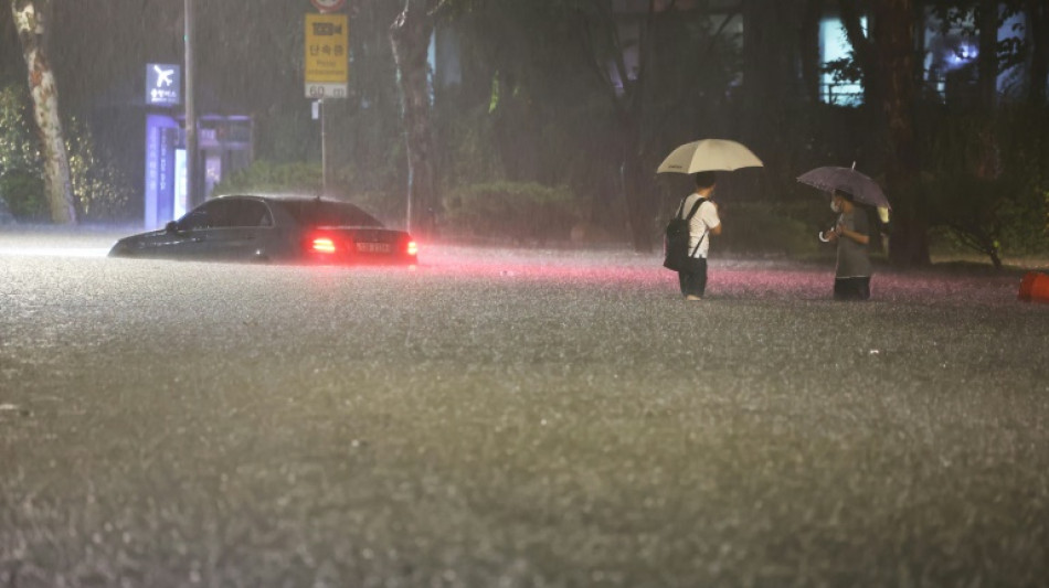 Torrential rain, flooding in Seoul kill seven