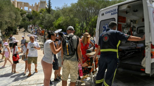 Grecia pide "vigilancia absoluta" ante ola de calor y cierra sitios arqueológicos