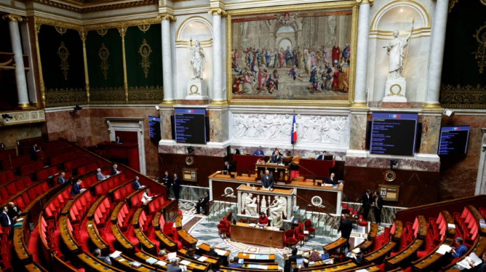 Assemblée: vote solennel sur des moyens pour la sécurité, l'exécutif lorgne à droite