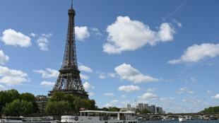 Security alert prompts Eiffel Tower evacuation 