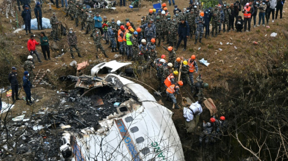 Los cuerpos de las víctimas del accidente de Nepal empiezan a ser entregados a las familias