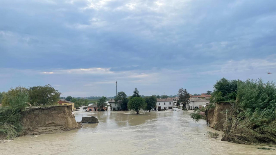 Maltempo, allerta rossa nel Bolognese e costa romagnola