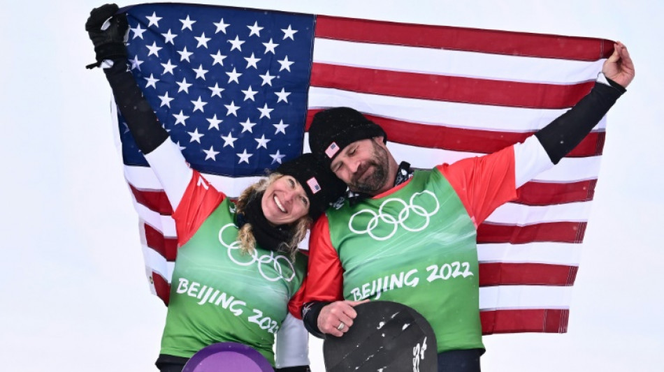 Jacobellis gana una segunda medalla de oro en snowboard cross, en la prueba mixta