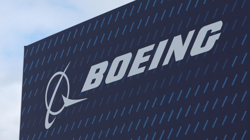 I lavoratori Boeing rifiutano accordo, sciopero continua