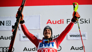 Ski alpin: Feller maître du slalom à Wengen, Noël au pied du podium