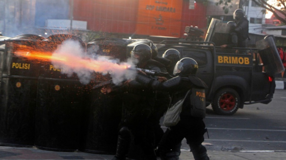 Demonstrationen gegen mögliche Verlängerung von Präsidenten-Amtszeit in Indonesien