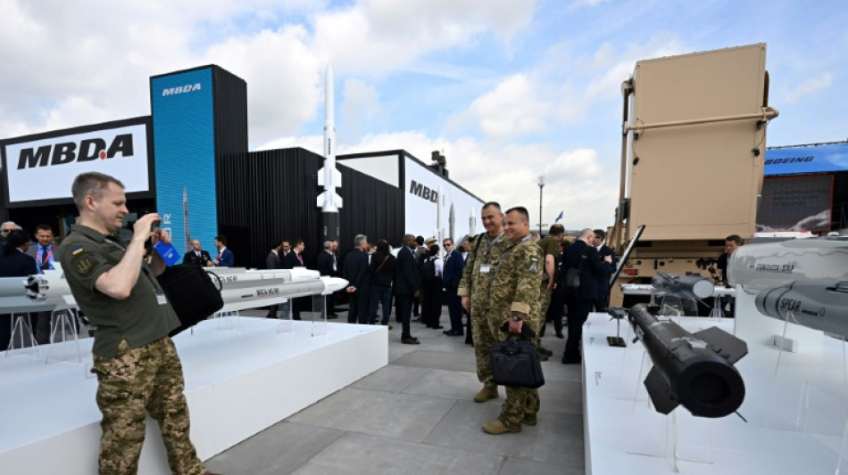 Salão da Aeronáutica de Le Bourget começa com contrato recorde