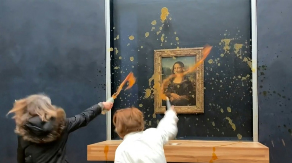 Activists splash soup on glass-protected Mona Lisa in Paris: AFP 