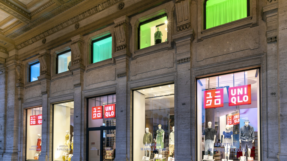 Sbarca a Roma la moda di Uniqlo, qualità e piccoli prezzi