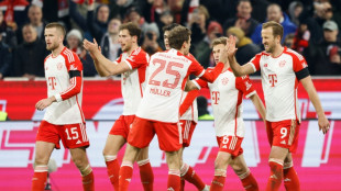 Bayern vence Leipzig com gol de Kane no fim e segue na luta pela Bundesliga