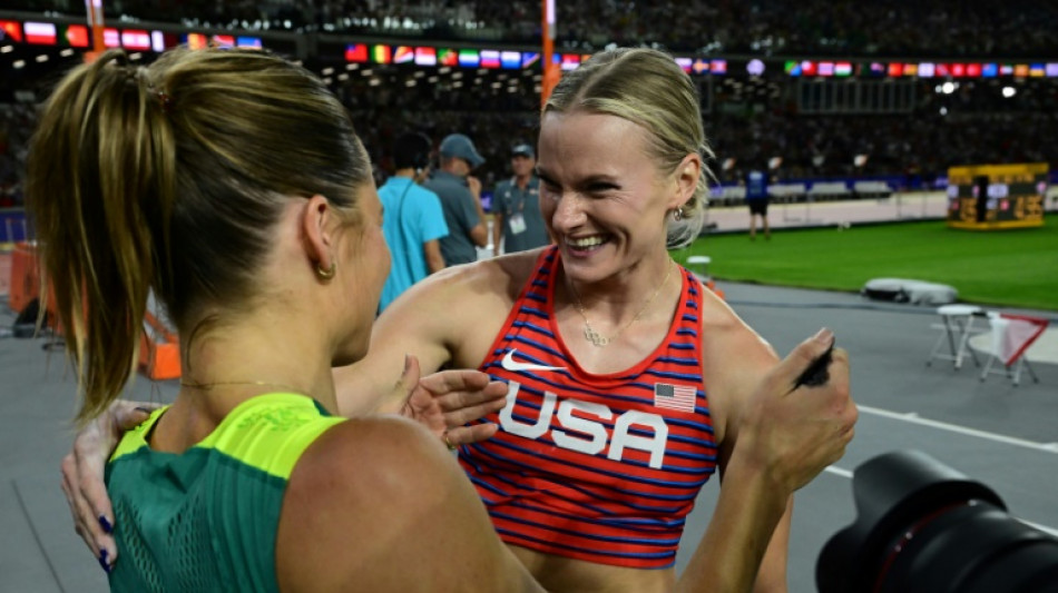 Mondiaux d'athlétisme: Kennedy et Moon toutes deux championnes à la perche