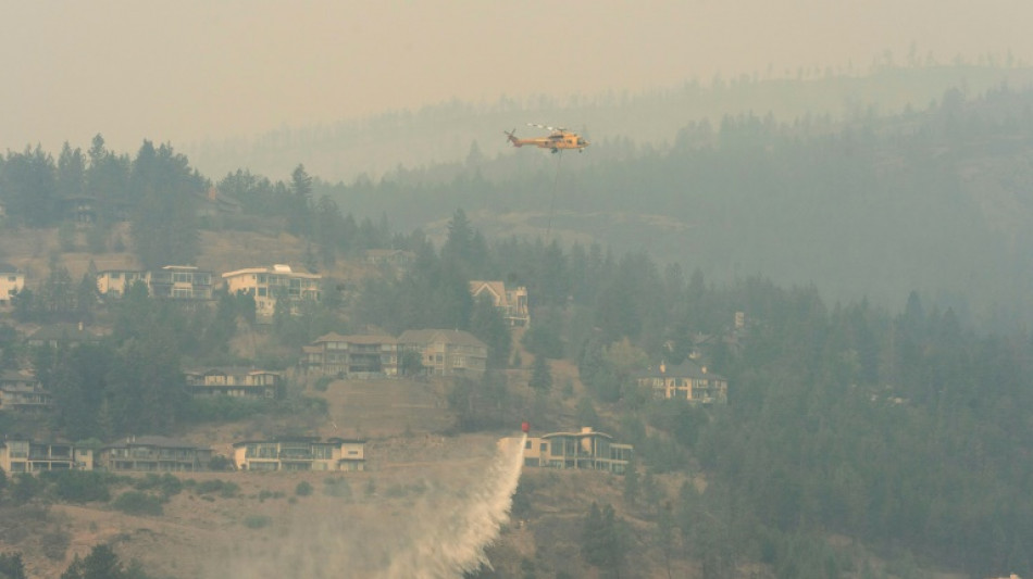 Los incendios forestales en Canadá se propagan mientras continúan las evacuaciones