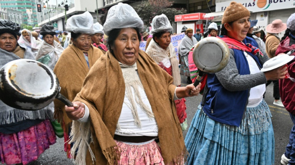 Bolivie: des milliers de personnes défilent contre la crise économique