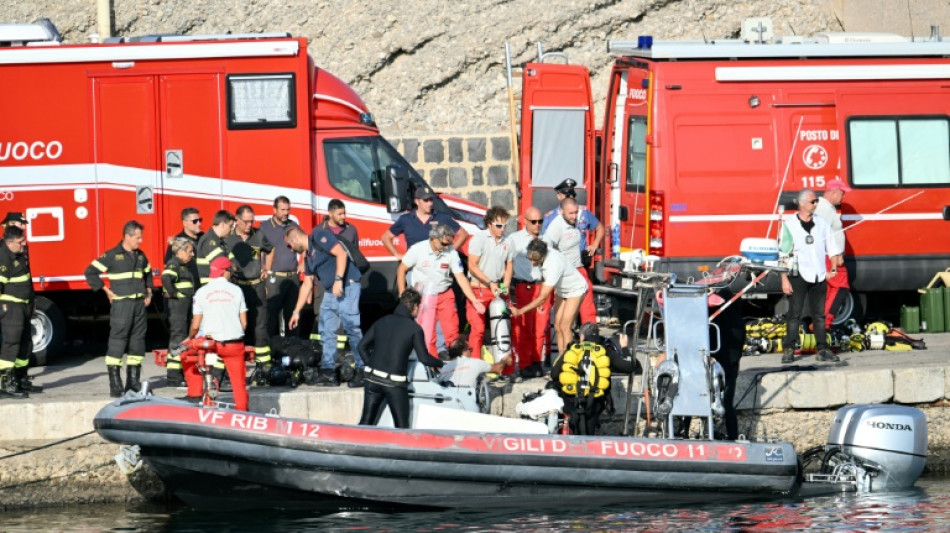 Taucher entdecken zwei Leichen nach Untergang von Luxusjacht vor Sizilien