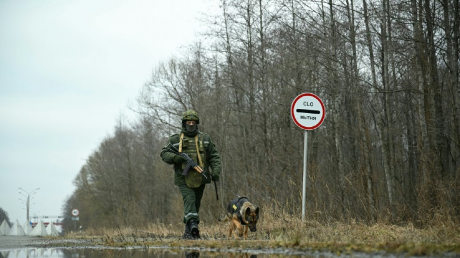 Silence and suspicion on Belarus's border with Ukraine