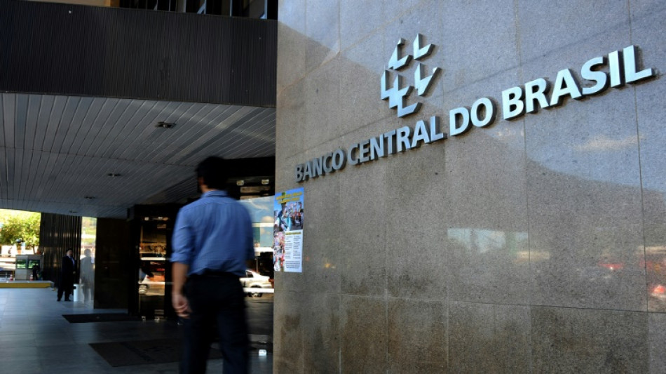 Banco Central de Brasil eleva tasa de referencia a 11,25%