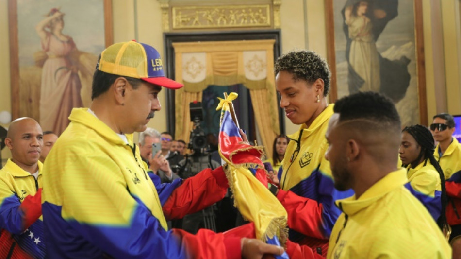 Yulimar Rojas considera "un premio" ser abanderada de Venezuela pese a su lesión