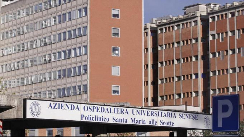 Ospedale, sostanze nella pila hanno leso aorta della bimba