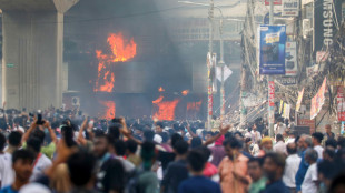 Studenti assaltano carcere in Bangladesh, centinaia liberi