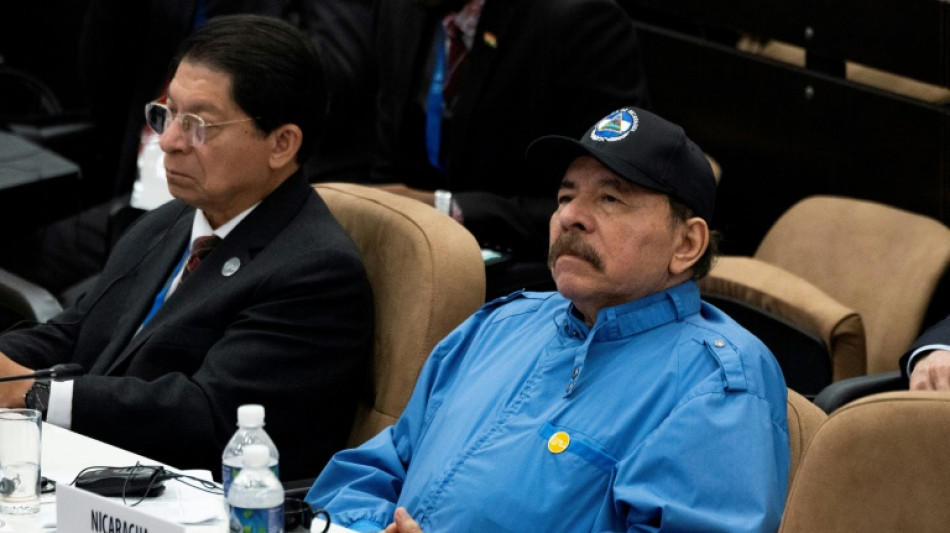 Ortega lanza una reforma para el control total del poder en Nicaragua junto a su esposa