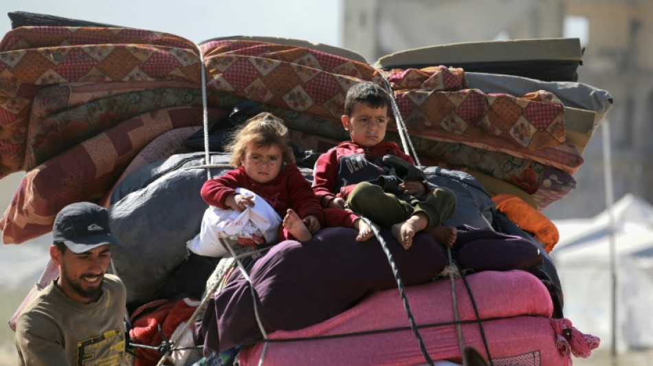 Fleeing civilians fill Gaza roads as Israel keeps up strikes