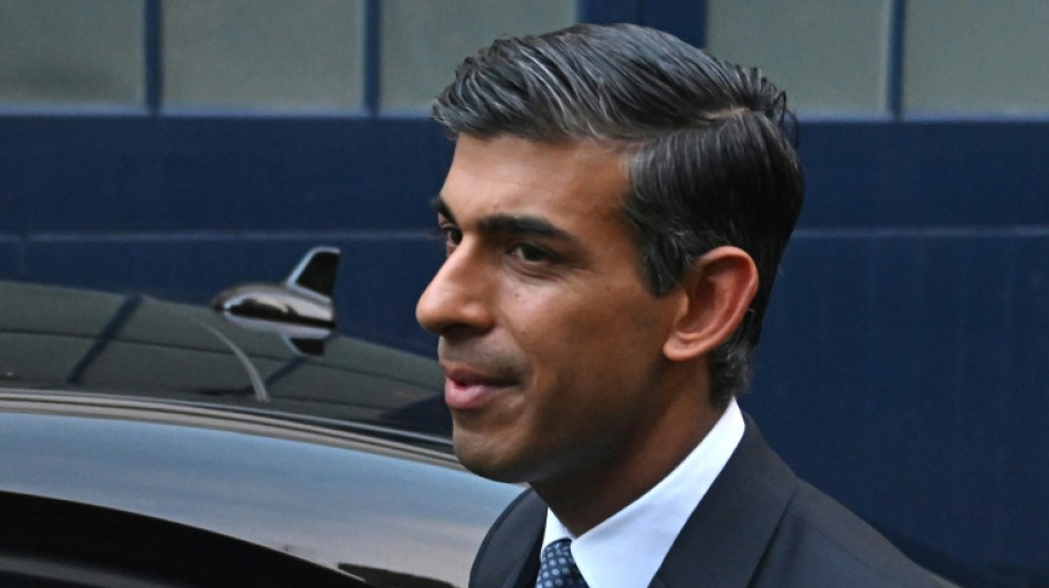 Désigné Premier ministre britannique, Rishi Sunak promet "stabilité et unité" face à la crise