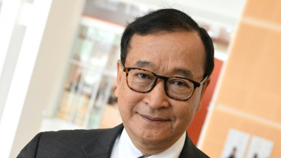 France: à son procès, Sam Rainsy fustige une "culture de violence et d'impunité" au Cambodge