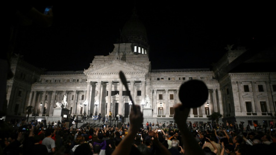 Tribunal argentino suspende reforma trabalhista decretada pelo governo Milei