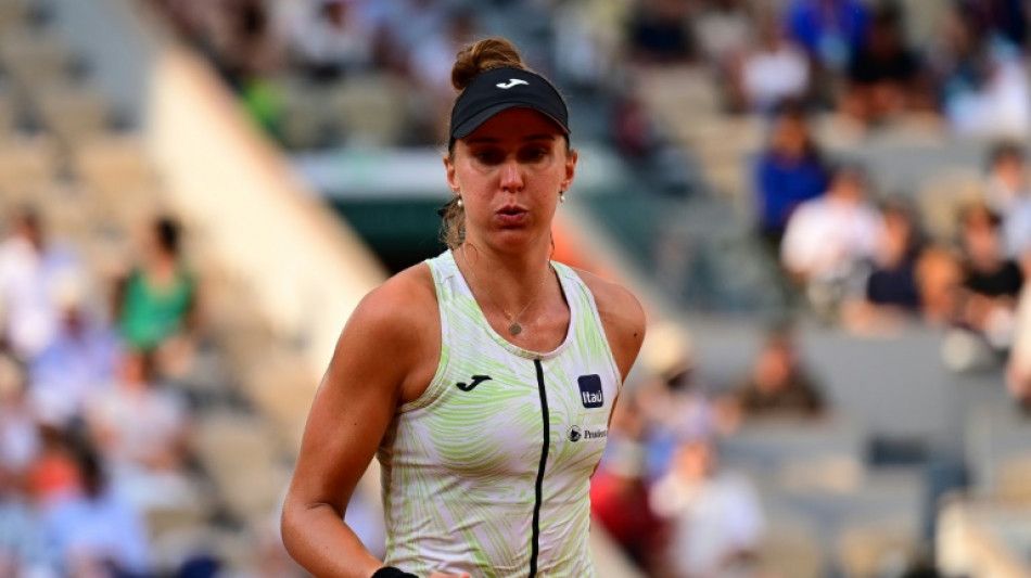 Bia Haddad perde para Swiatek e se despede de Roland Garros