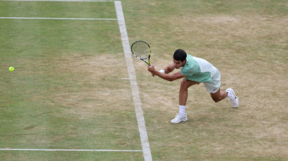 Tennis: Alcaraz se qualifie pour sa première finale sur gazon, au Queen's