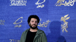 Director iraní condenado a prisión por presentar película en Cannes (medios)