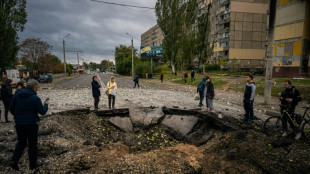 Frappes russes massives sur l'Ukraine, Biden promet à Zelensky des "systèmes perfectionnés" de défense aérienne