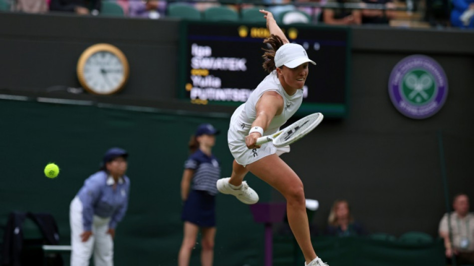 Wimbledon: déjà fini pour Swiatek, Zverev et Djokovic avancent