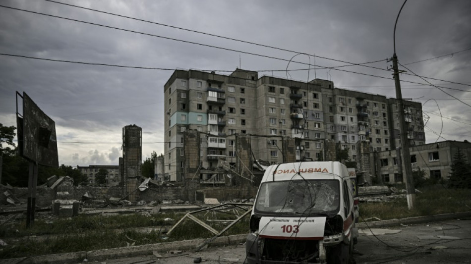 Ukraine: le gouverneur de Lougansk, sous le feu, se "prépare au pire"