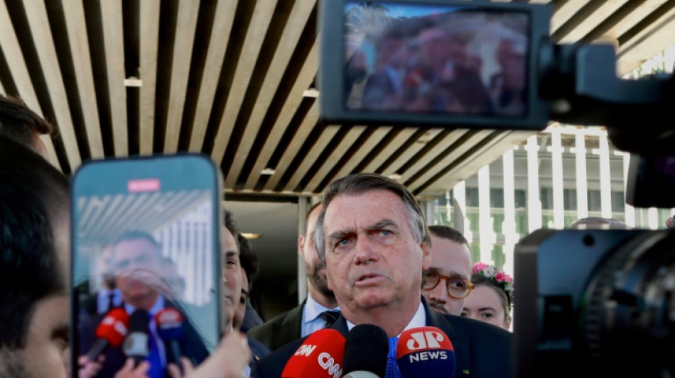 Bolsonaro é julgado pelo TSE em caso que pode torná-lo inelegível