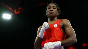 Boxeadora conquista primeira medalha da história da equipe olímpica de refugiados