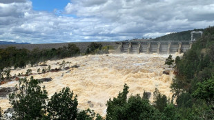 Inundaciones arrasan casas y vehículos en un poblado australiano