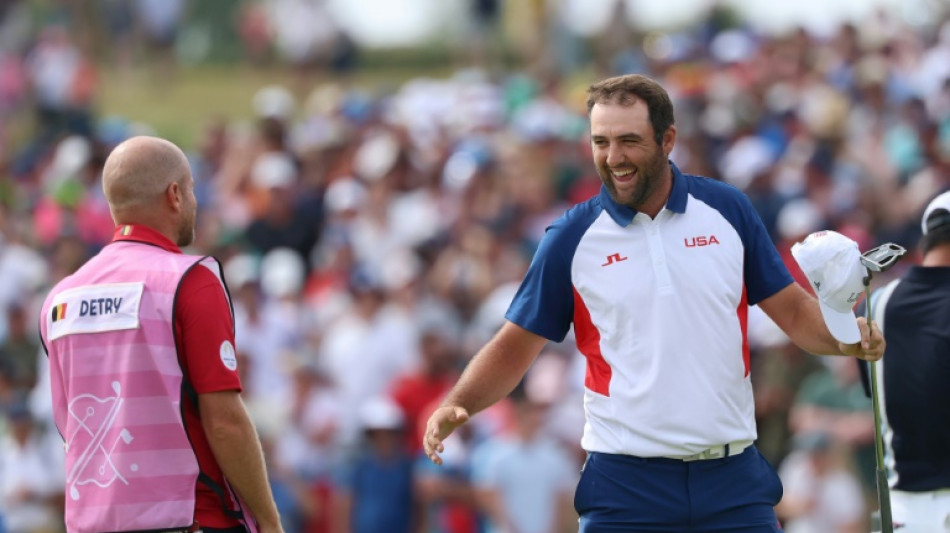 Scheffler pips Fleetwood to thrilling Olympic golf gold