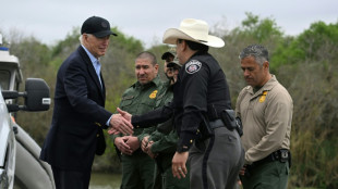 Pensando em disputa com Trump, Biden se prepara para limitar migração do México