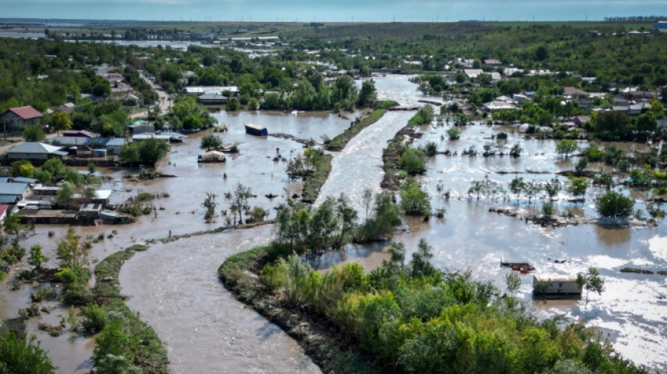 Death toll rises as storm lashes central, eastern Europe