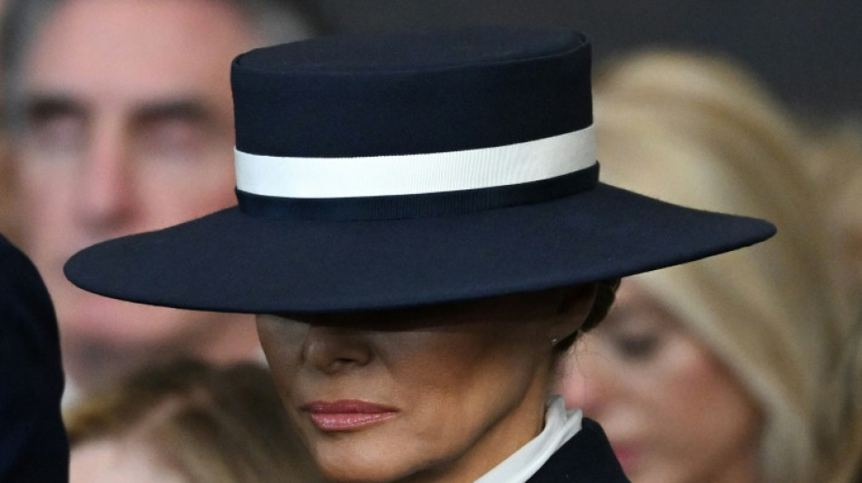 Melania Trump apuesta por un look sobrio para la investidura