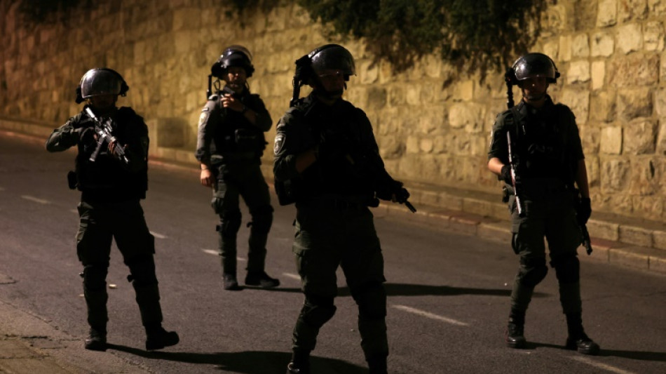 Clashes as Israeli police enter Jerusalem's Al-Aqsa mosque