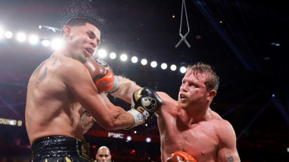 Alvarez retains super middleweight crown with unanimous decision over Berlanga