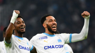 Ligue 1: L'OM tremble mais grignote encore